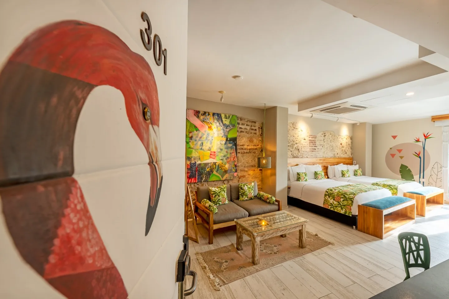 Living area — Deluxe Queen/Twin — Townhouse Cartagena, San Diego, Ciudad Amurallada